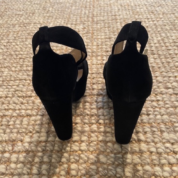 Nicholas Kirkwood Hidden Pearl Platform Suede Sandals - Picture 10 of 16